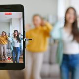 TikTokの再生回数を増やす方法とは？増えないときの原因まで徹底解説